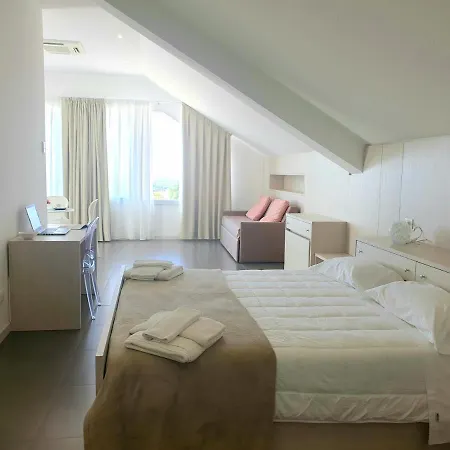 Hotel Grel