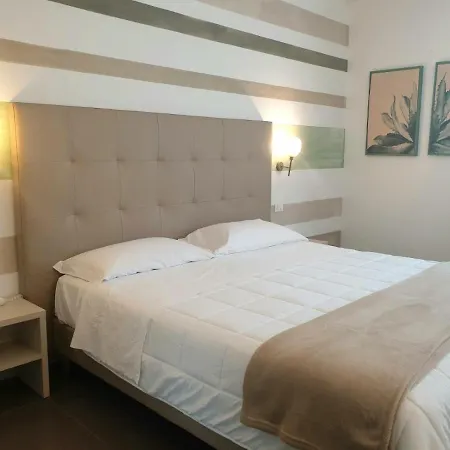 Szálloda Grel Chiaramonte Gulfi