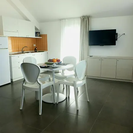 Grel Hotel 2*
